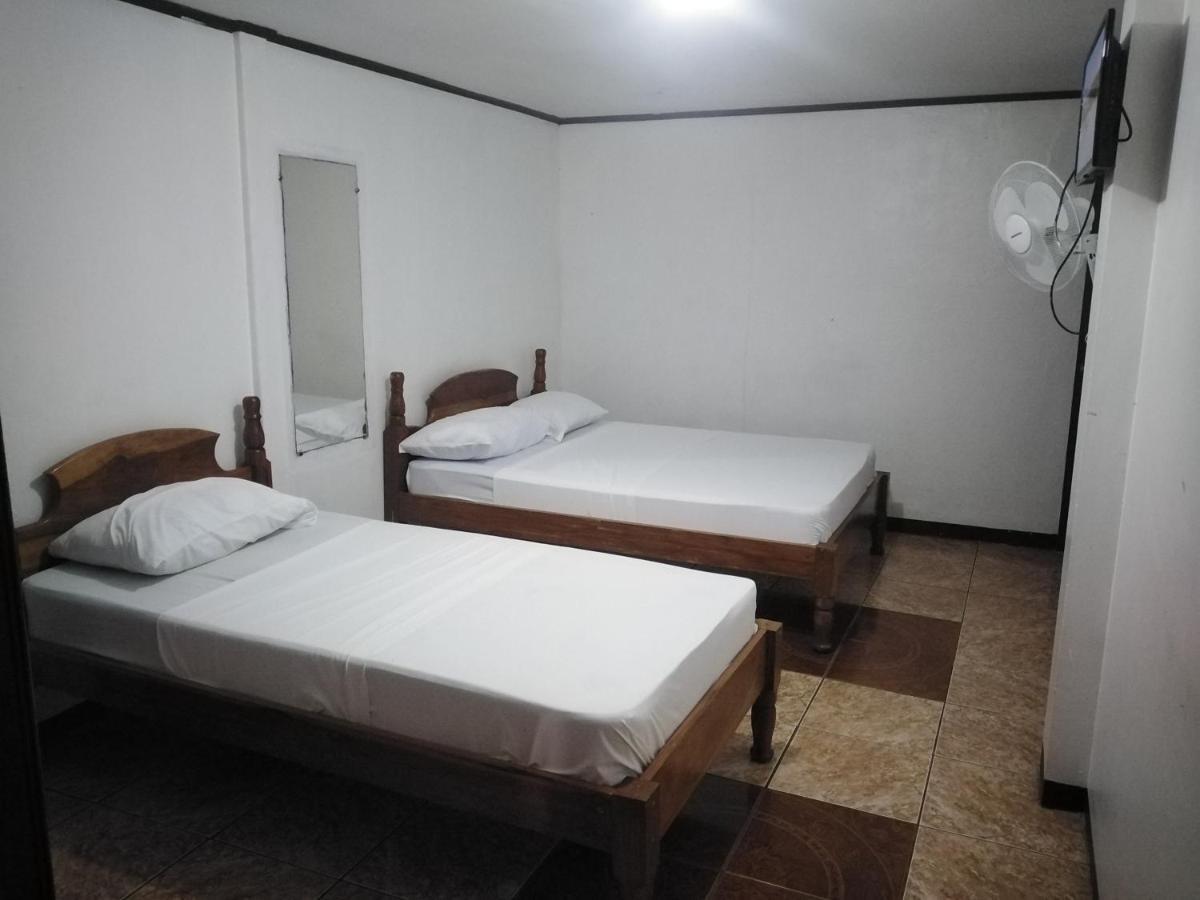 Hostel Orozco - Costa Rica Rio Cuarto Bagian luar foto