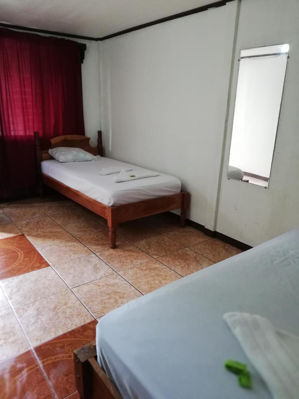 Hostel Orozco - Costa Rica Rio Cuarto Bagian luar foto